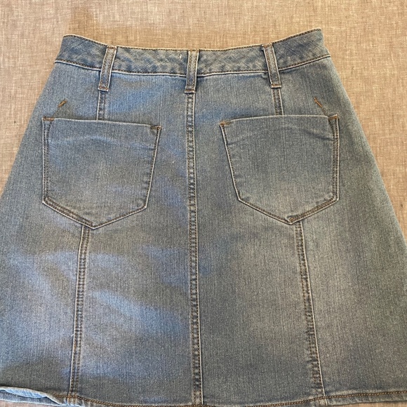 Mossimo Supply Co. Denim Jean Button Down Skirt Size 4 - Picture 2 of 3